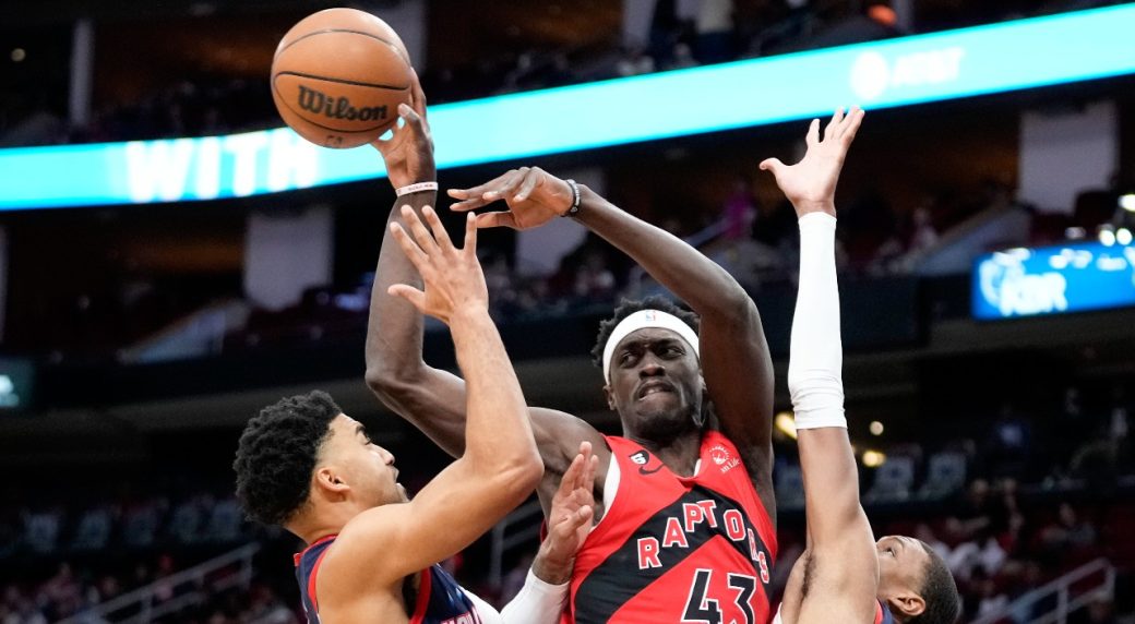 Siakam puts All-Star snub behind him, helps Raptors beat Rockets